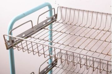 レトロ家具　昭和レトロなキャスターワゴン(陳列棚)