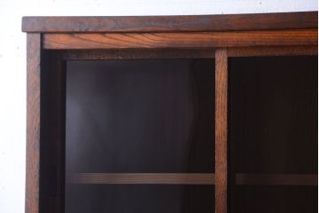 アンティーク家具　モールガラス入り!扉・脚付きのリメイク品　縦型戸棚(収納棚)