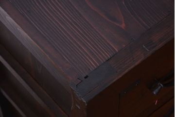 アンティーク家具　欅材と檜材!高級感あふれる和製アンティークの収納箪笥サイドボード(水屋箪笥)