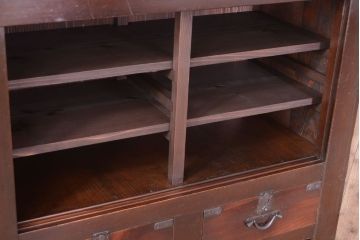 アンティーク家具　欅材と檜材!高級感あふれる和製アンティークの収納箪笥サイドボード(水屋箪笥)