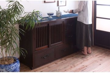 アンティーク家具　古民具・骨董　明治期　和モダンスタイル!収納箪笥ローボード(水屋箪笥、テレビ台、キャビネット、収納棚)(3)