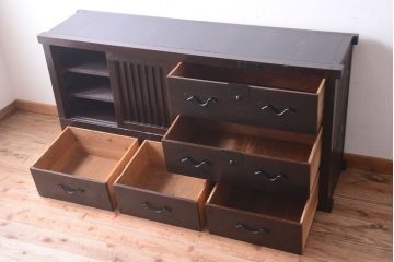 アンティーク家具　古民具・骨董　明治期　和モダンスタイル!収納箪笥ローボード(水屋箪笥、テレビ台、キャビネット、収納棚)(3)