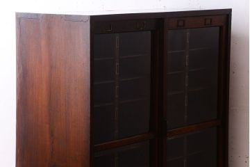 アンティーク家具　三方栗材!ネームプレート付きマス目収納戸棚(2)