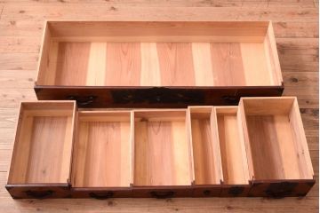 アンティーク家具　前面欅材　古民具・骨董　明治〜大正期のアンティーク最上箪笥