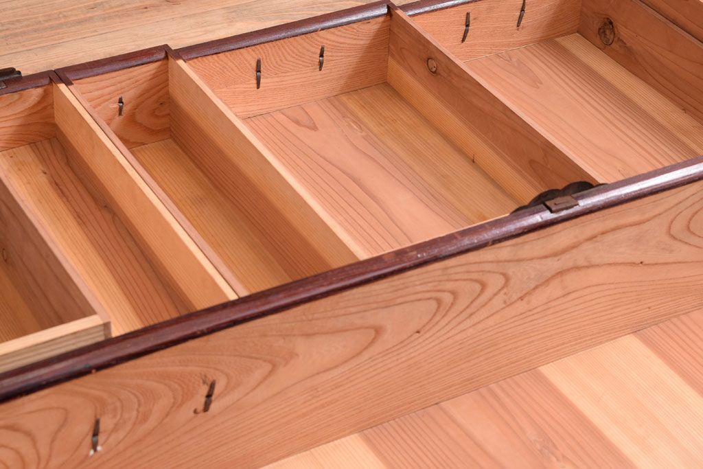 アンティーク家具　前面欅材　古民具・骨董　明治〜大正期のアンティーク最上箪笥