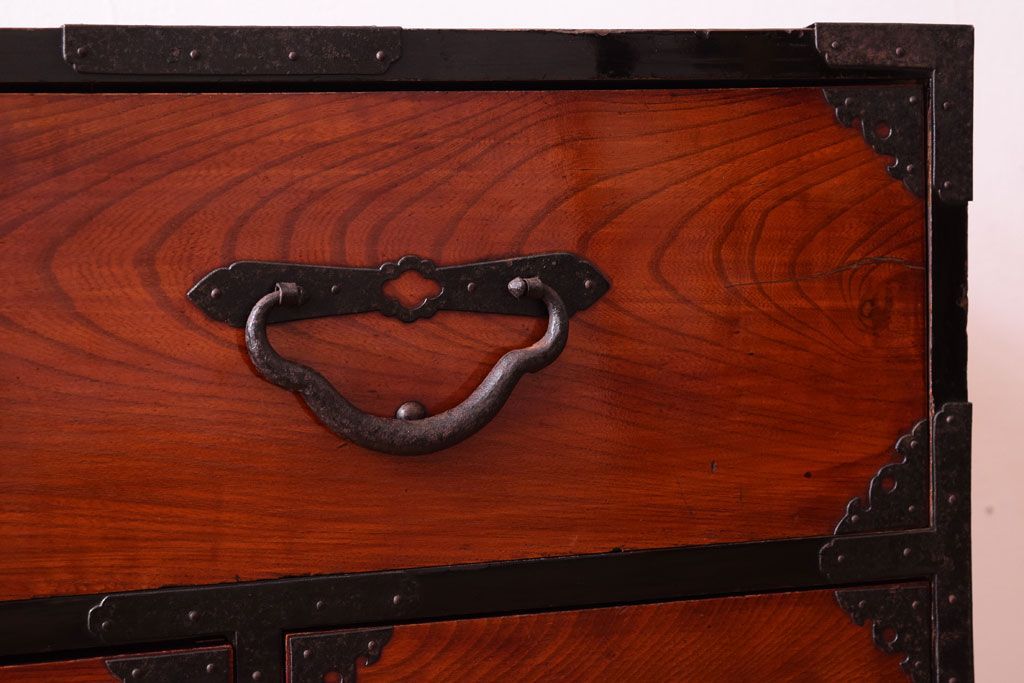 アンティーク家具　前面欅材　古民具・骨董　明治〜大正期のアンティーク最上箪笥