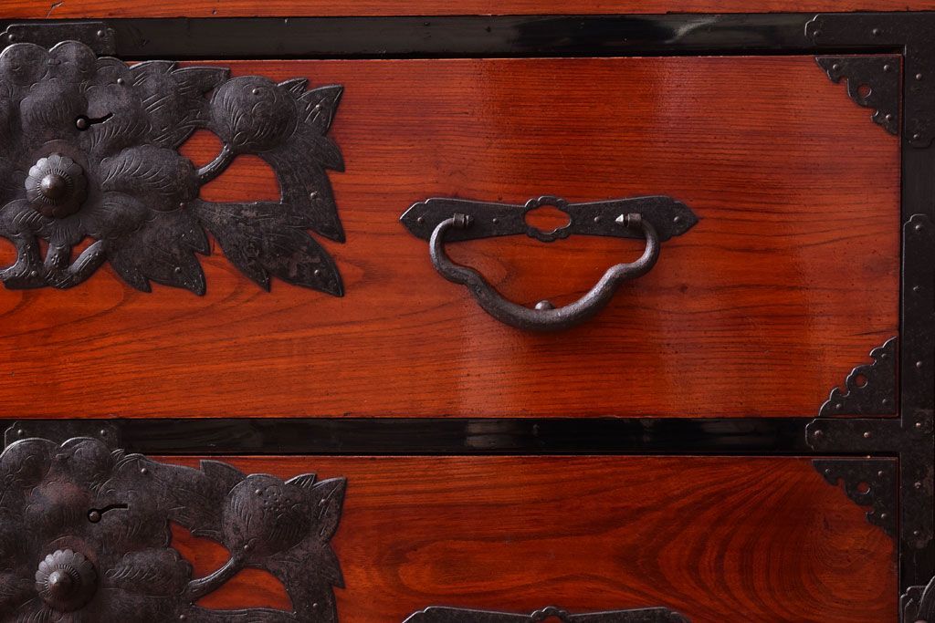 アンティーク家具　前面欅材　古民具・骨董　明治〜大正期のアンティーク最上箪笥