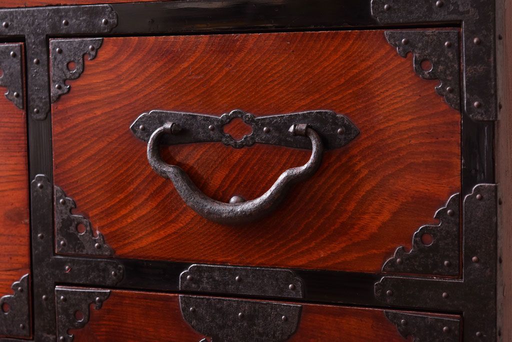 アンティーク家具　前面欅材　古民具・骨董　明治〜大正期のアンティーク最上箪笥