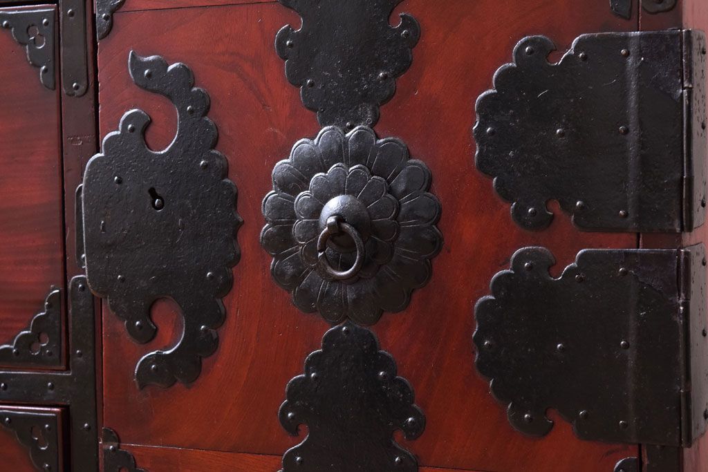 アンティーク家具　前面欅材　古民具・骨董　明治〜大正期のアンティーク最上箪笥