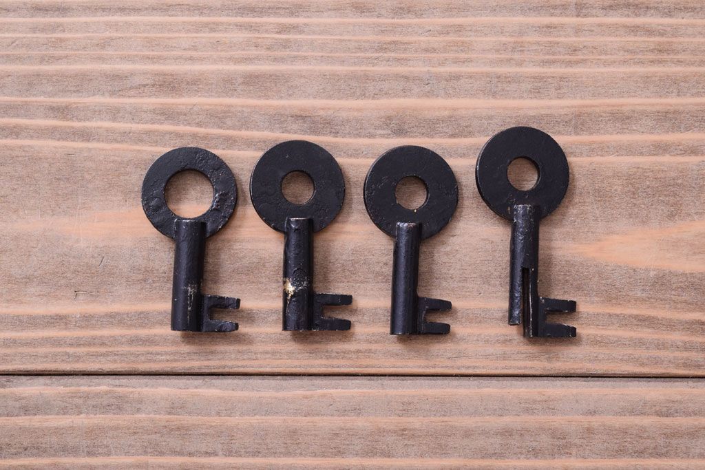 アンティーク家具　前面欅材　古民具・骨董　明治〜大正期のアンティーク最上箪笥