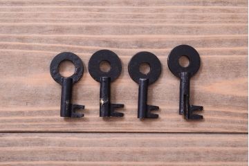 アンティーク家具　前面欅材　古民具・骨董　明治〜大正期のアンティーク最上箪笥