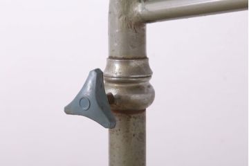  栗材天板リメイク品　人気のキャスター付きサイドテーブル(作業台)(2)