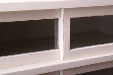 アンティーク家具　アンティークペイント　引き出し付き!気泡・すりガラス入りのおしゃれな戸棚(収納棚)(2)
