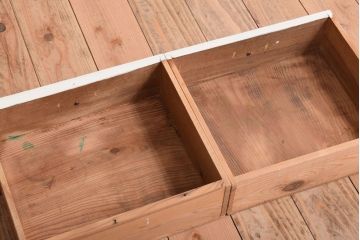 アンティーク家具　アンティークペイント　引き出し付き!気泡・すりガラス入りのおしゃれな戸棚(収納棚)(2)