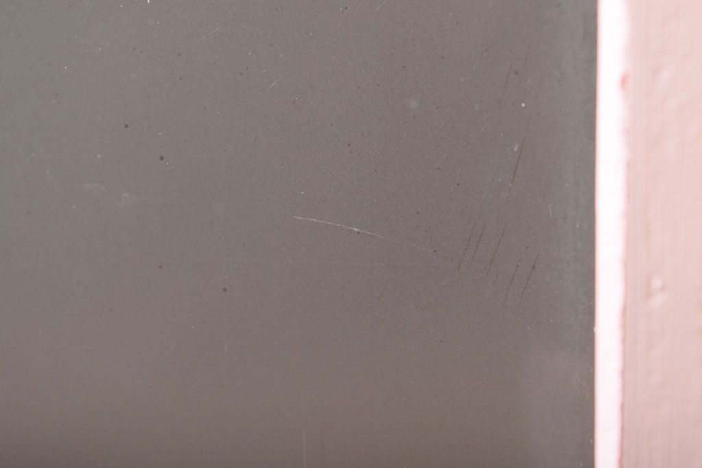 アンティーク家具　アンティークペイント　引き出し付き!気泡・すりガラス入りのおしゃれな戸棚(収納棚)(2)