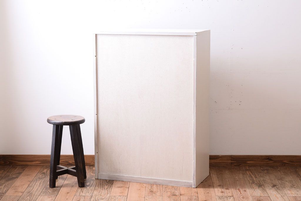 アンティーク家具　アンティークペイント　引き出し付き!気泡・すりガラス入りのおしゃれな戸棚(収納棚)(2)