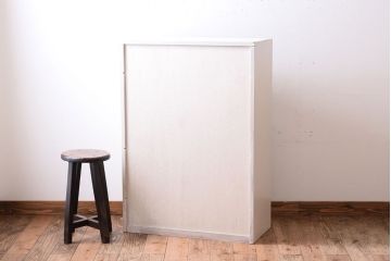 アンティーク家具　アンティークペイント　引き出し付き!気泡・すりガラス入りのおしゃれな戸棚(収納棚)(2)