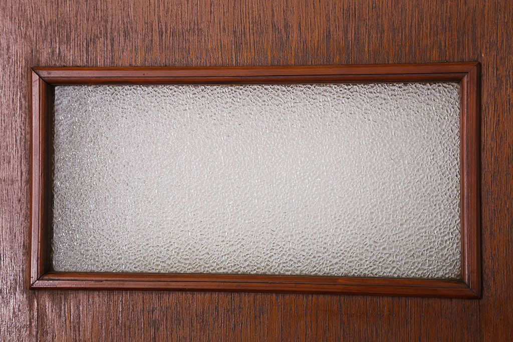 ダイヤガラス入り!シンプルな木製アンティークドア