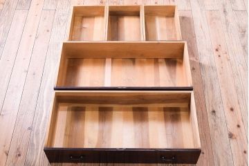 アンティーク家具　三方栗材!古い木製のシンプルな衣装箪笥(時代箪笥ローボード)