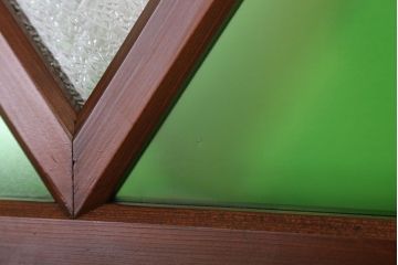 大正ロマン　色ガラス・ダイヤガラス入り!古い木製のドア