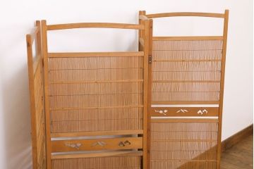 古民具・骨董　古い木味の折り畳み式パーテーション(四連屏風衝立て)(3)