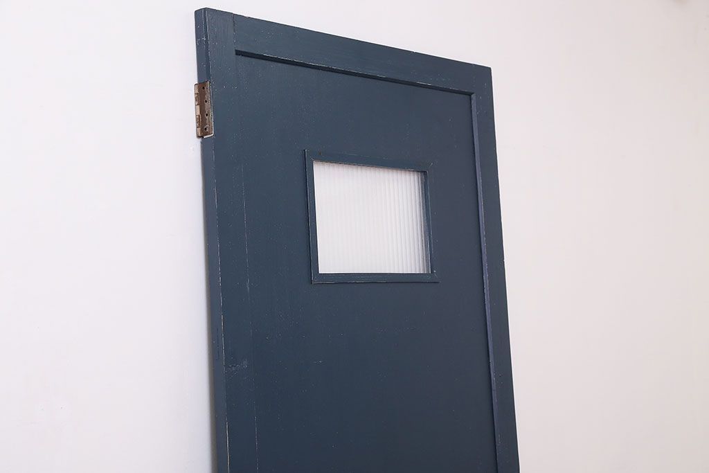 【S様ご成約分】銀モールガラス入りのレトロなネイビーペイントアンティークドア