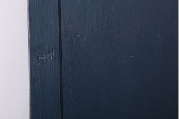 【S様ご成約分】銀モールガラス入りのレトロなネイビーペイントアンティークドア