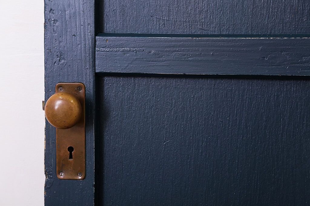 【S様ご成約分】銀モールガラス入りのレトロなネイビーペイントアンティークドア