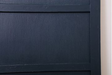 【S様ご成約分】銀モールガラス入りのレトロなネイビーペイントアンティークドア