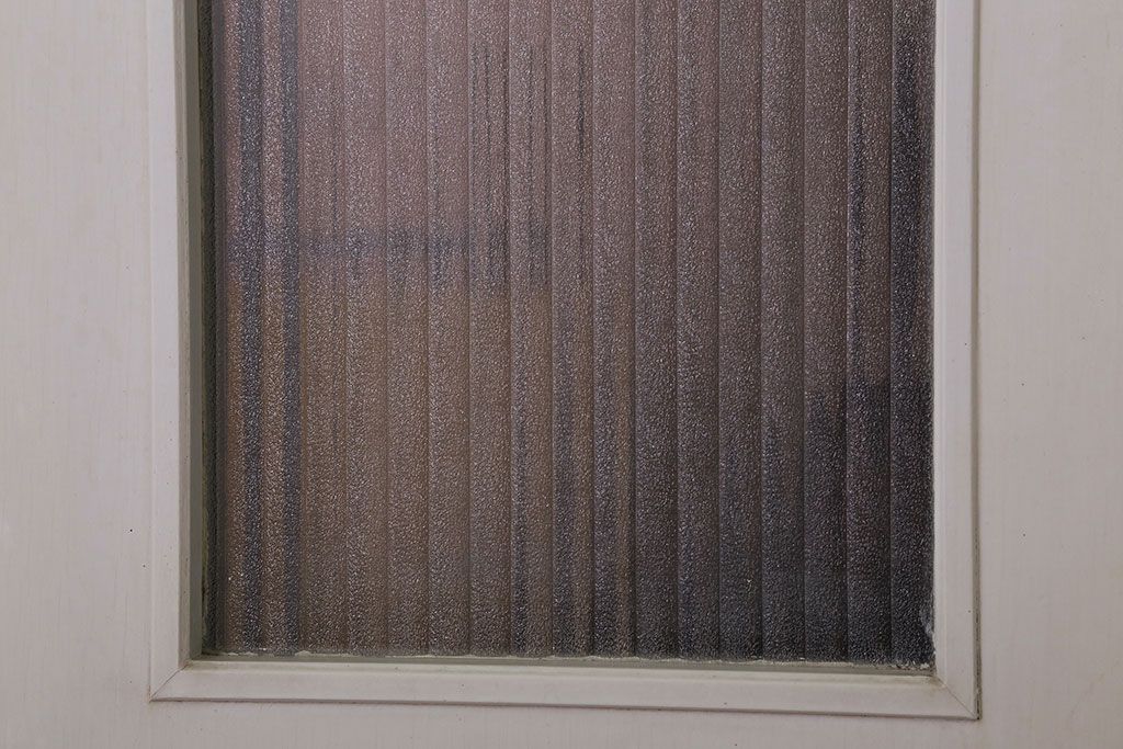 ガラスのドアノブ!銀モールガラス入りのレトロなアンティークドア