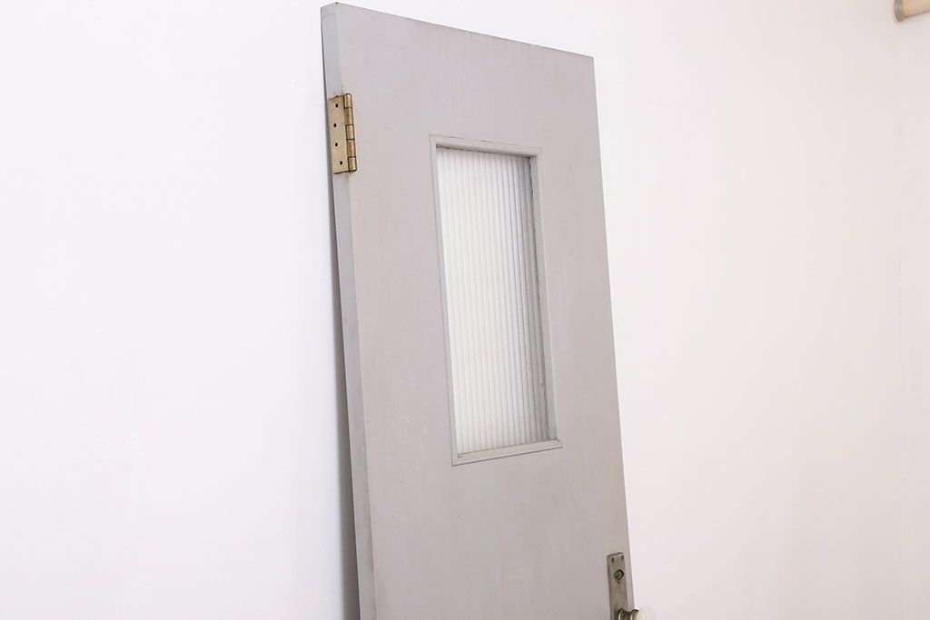 ガラスのドアノブ!銀モールガラス入りのレトロなアンティークドア