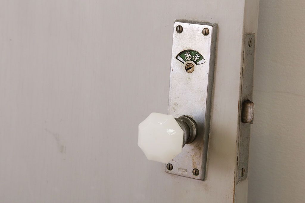 ガラスのドアノブ!銀モールガラス入りのレトロなアンティークドア