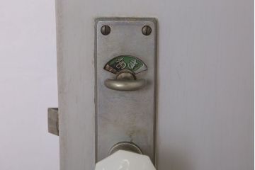 ガラスのドアノブ!銀モールガラス入りのレトロなアンティークドア