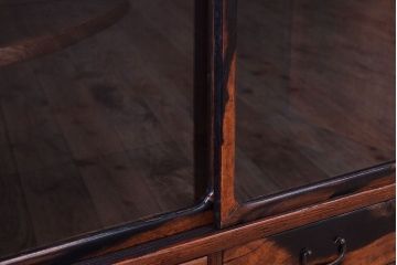 アンティーク家具　黒柿材!古い木製のアンティーク茶箪笥(茶棚・収納棚)