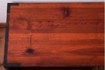 アンティーク家具　前面欅材!漆が美しく、金具が立派な佐渡箪笥ローボード