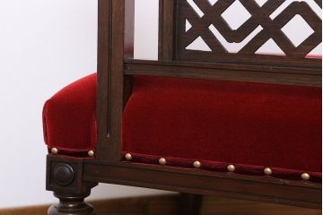 アンティーク家具　大正ロマン　ナラ材製　透かし彫りが美しい和製アンティークコーナーソファ(2)