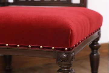 アンティーク家具　大正ロマン　ナラ材製　透かし彫りが美しい和製アンティークコーナーソファ(2)