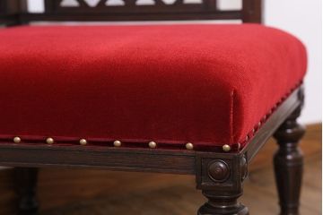 アンティーク家具　大正ロマン　ナラ材製　透かし彫りが美しい和製アンティークコーナーソファ(3)