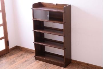 レトロ家具　アンティーク　ガラス戸付き!レトロな本棚(収納棚)