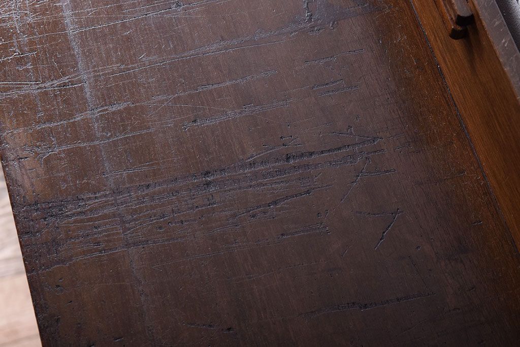 レトロ家具　アンティーク　ガラス戸付き!レトロな本棚(収納棚)