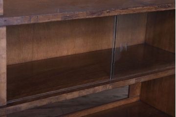 レトロ家具　アンティーク　ガラス戸付き!レトロな本棚(収納棚)