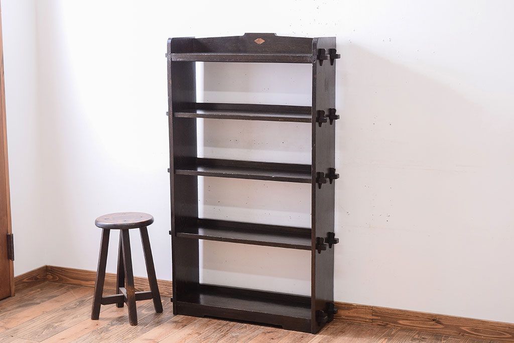 レトロ家具　和製アンティーク　古い木のレトロな楔(くさび)式本棚(飾り棚・ディスプレイラック)