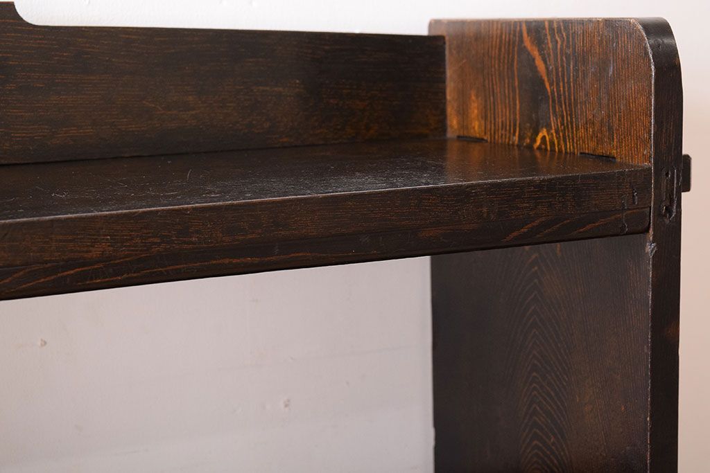 レトロ家具　和製アンティーク　古い木のレトロな楔(くさび)式本棚(飾り棚・ディスプレイラック)