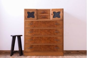 レトロ家具　ダイヤガラス入り!昭和レトロなアンティークチェスト