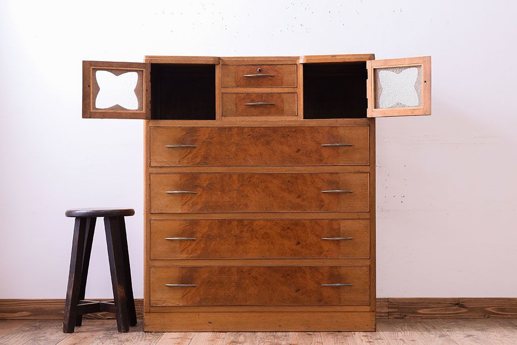 レトロ家具　ダイヤガラス入り!昭和レトロなアンティークチェスト