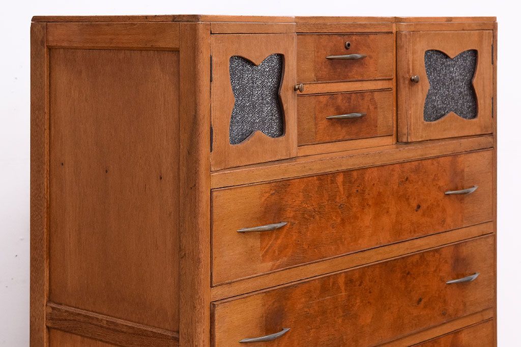 レトロ家具　ダイヤガラス入り!昭和レトロなアンティークチェスト