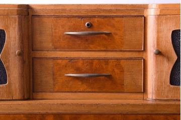 レトロ家具　ダイヤガラス入り!昭和レトロなアンティークチェスト