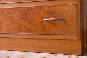 レトロ家具　ダイヤガラス入り!昭和レトロなアンティークチェスト