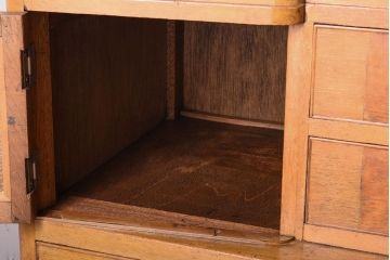 レトロ家具　ダイヤガラス入り!昭和レトロなアンティークチェスト