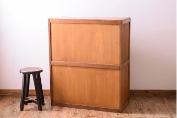 レトロ家具　ダイヤガラス入り!昭和レトロなアンティークチェスト